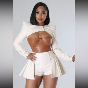 Two piece leather set